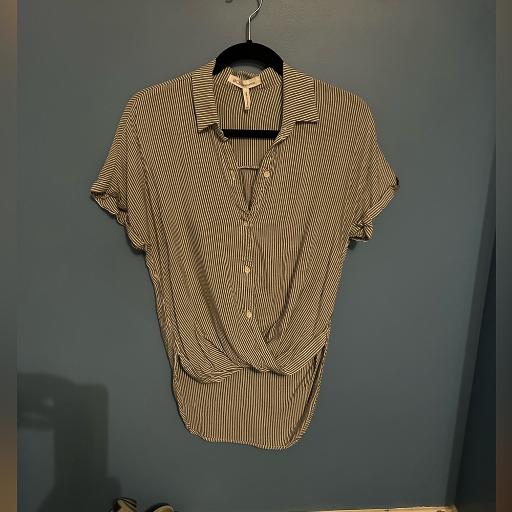 BCBGeneration high low top with rap look. XXS. Worn once. Gray white stripe.